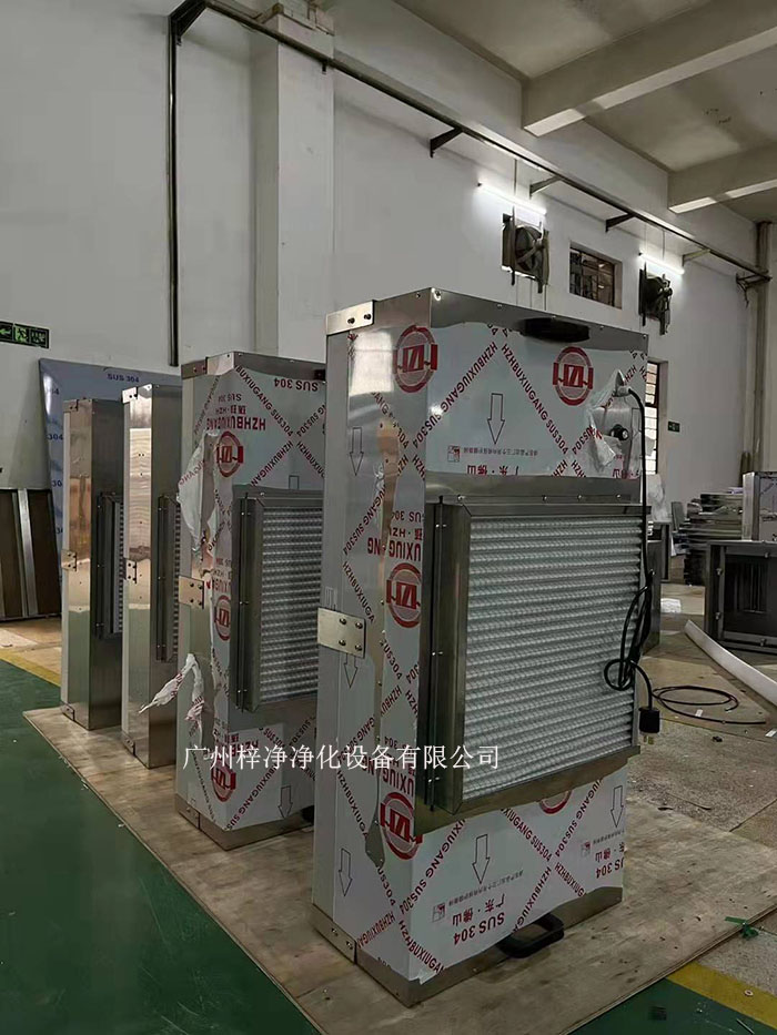 FFU是根據(jù)潔凈車間的面積和潔凈度等級，合理計算FFU的數(shù)量，確保每個區(qū)域都能達到所需的潔凈度。